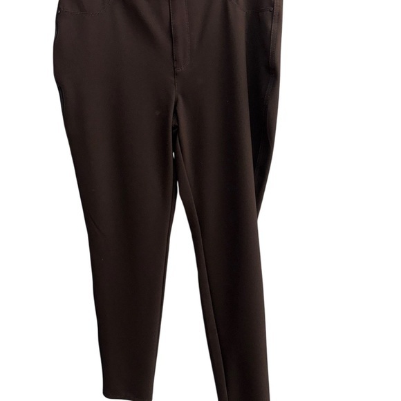 Chico's Black Ankle Cropped Jeans - Picture 1 of 9